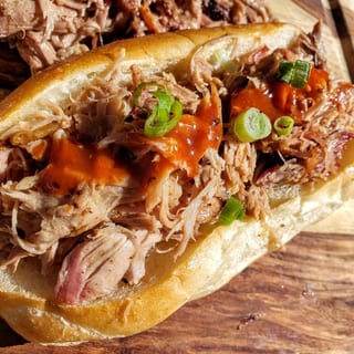 Pulled Piggy Sandwich