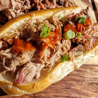Pulled Piggy Sandwich